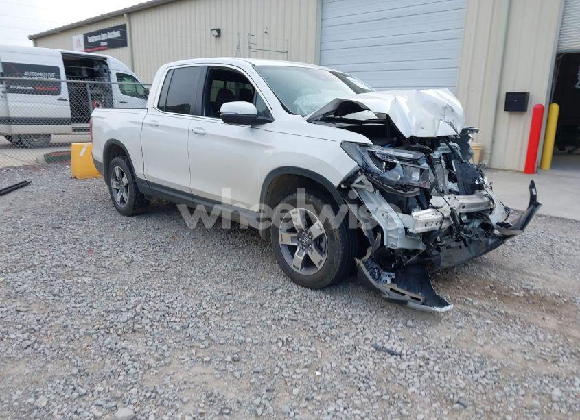 2024 Honda Ridgeline RTL (VIN 5FPYK3F54RB011834) main photo
