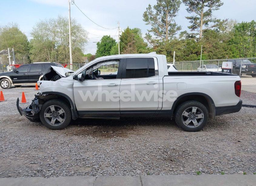 Photo 15 of 2024 Honda Ridgeline RTL (VIN 5FPYK3F54RB011834)