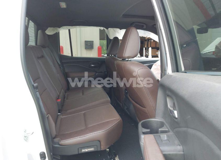 Photo 8 of 2024 Honda Ridgeline RTL (VIN 5FPYK3F54RB011834)