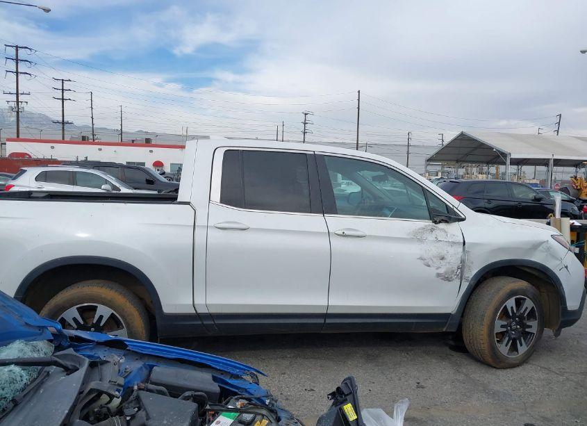 Photo 14 of 2020 Honda Ridgeline AWD RTL (VIN 5FPYK3F55LB027368)