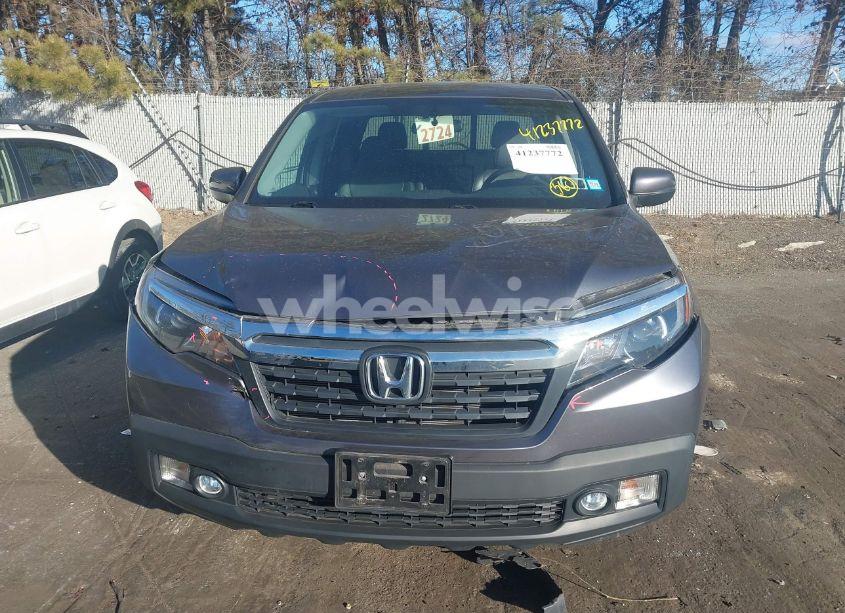 Photo 12 of 2019 Honda Ridgeline RTL (VIN 5FPYK3F56KB048454)