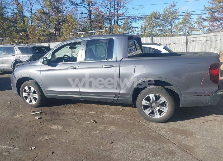 Photo 14 of 2019 Honda Ridgeline RTL (VIN 5FPYK3F56KB048454)