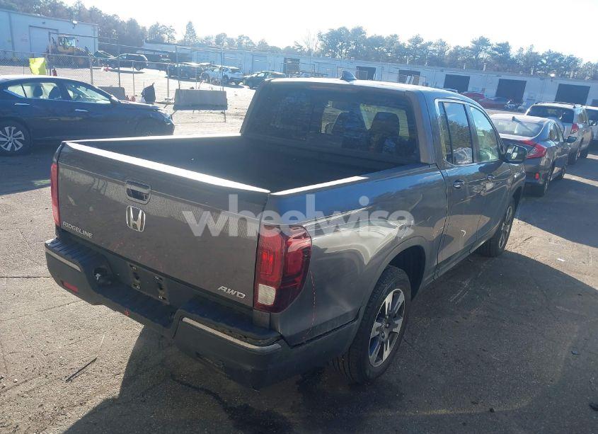 Photo 4 of 2019 Honda Ridgeline RTL (VIN 5FPYK3F56KB048454)