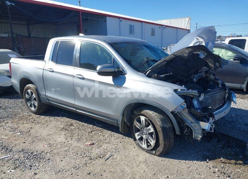 2019 Honda Ridgeline RTL (VIN 5FPYK3F57KB042131) main photo