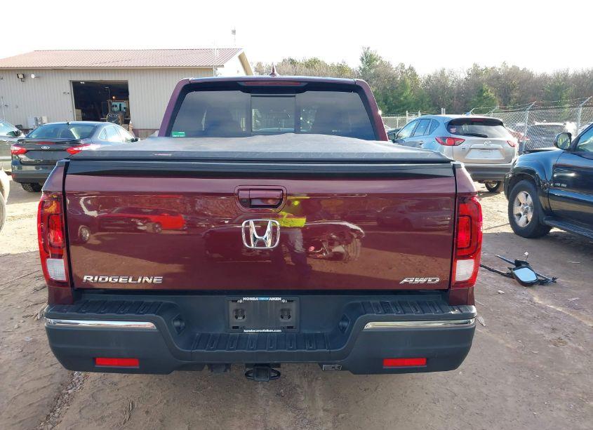 Photo 16 of 2019 Honda Ridgeline RTL (VIN 5FPYK3F58KB012183)