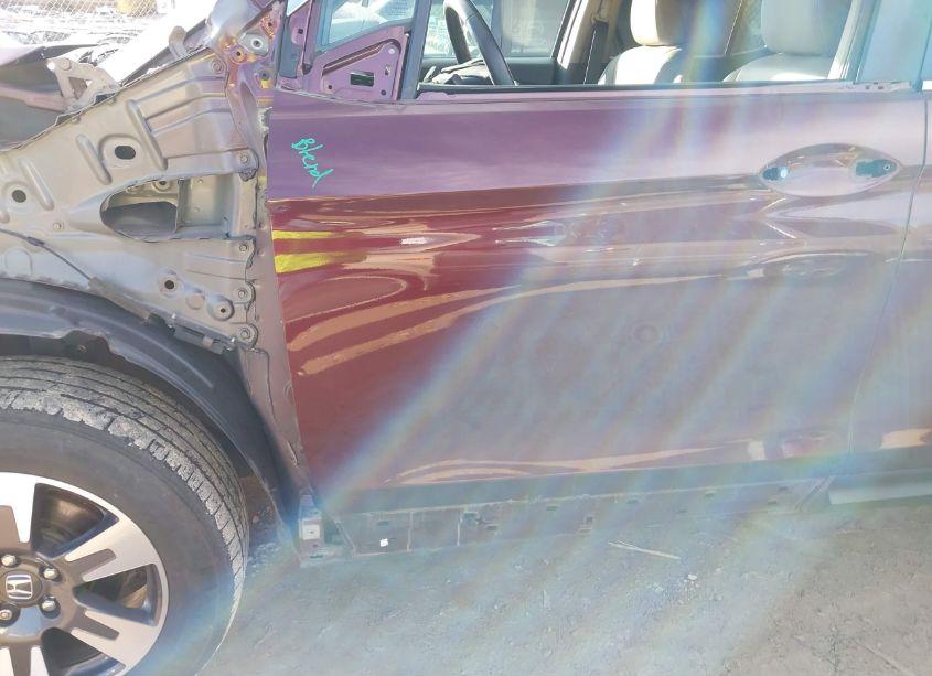 Photo 17 of 2019 Honda Ridgeline RTL (VIN 5FPYK3F58KB012183)