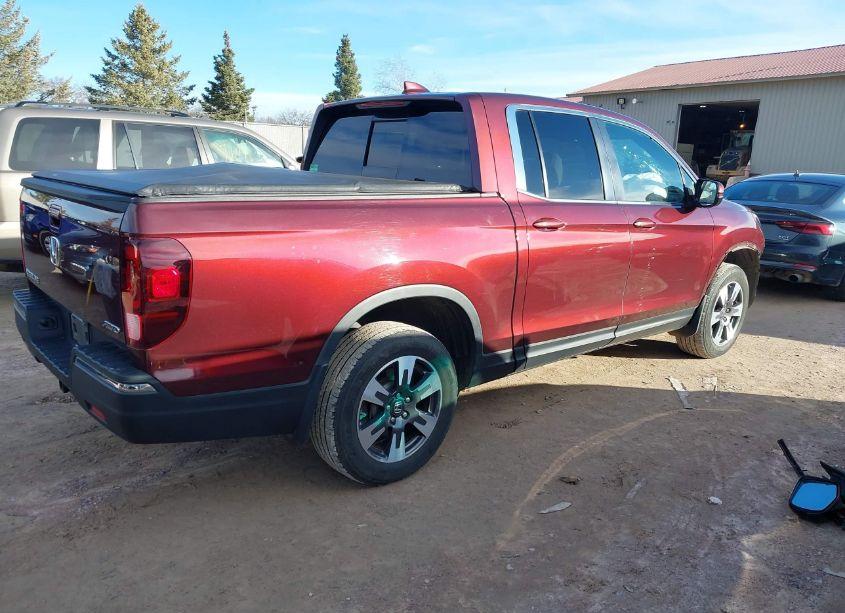 Photo 4 of 2019 Honda Ridgeline RTL (VIN 5FPYK3F58KB012183)