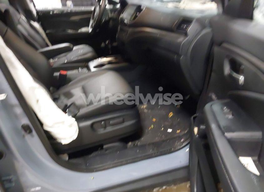 Photo 5 of 2023 Honda Ridgeline RTL (VIN 5FPYK3F58PB063965)