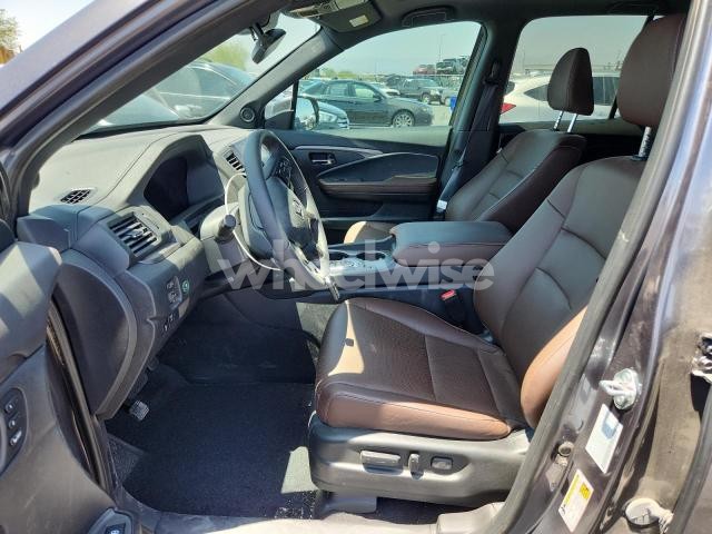 Photo 6 of 2024 HONDA RIDGELINE RTL N/A (VIN 5FPYK3F58RB021752)