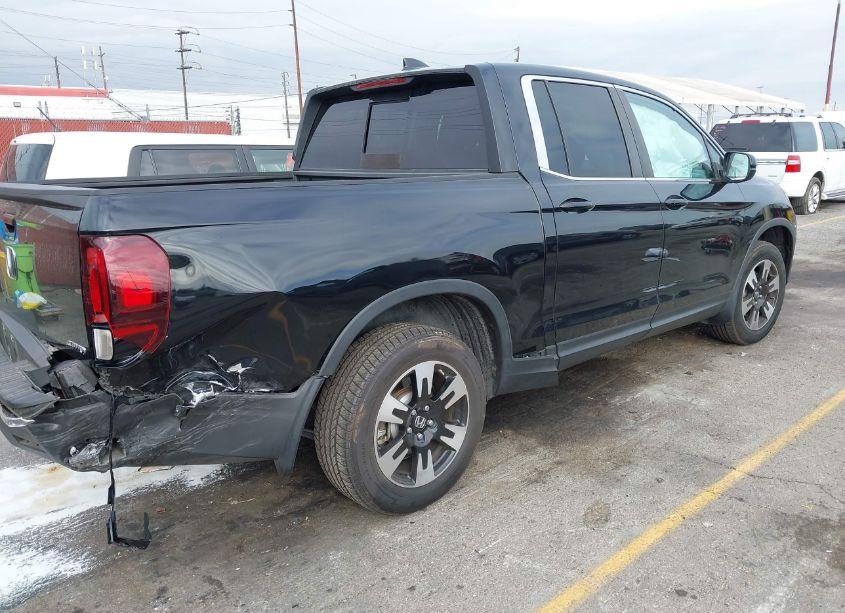 Photo 4 of 2020 Honda Ridgeline AWD RTL (VIN 5FPYK3F59LB015014)