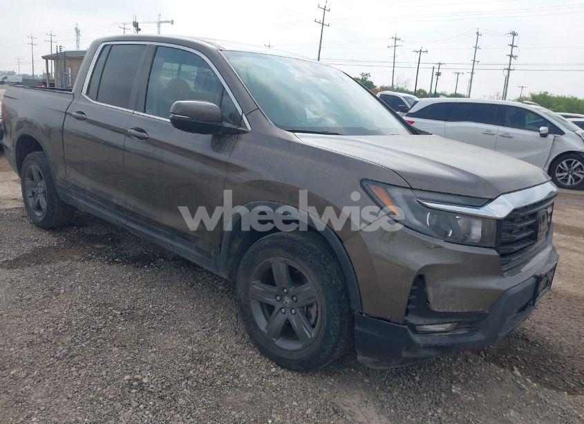 2023 Honda Ridgeline RTL (VIN 5FPYK3F59PB004388) main photo