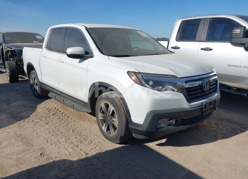 2020 Honda Ridgeline AWD RTL (VIN 5FPYK3F5XLB031268) main photo
