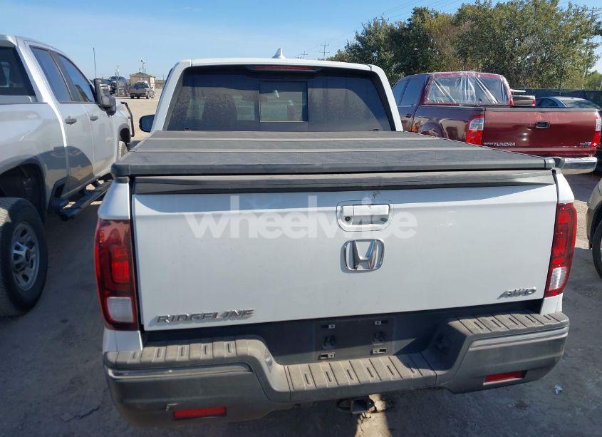 Photo 16 of 2020 Honda Ridgeline AWD RTL (VIN 5FPYK3F5XLB031268)