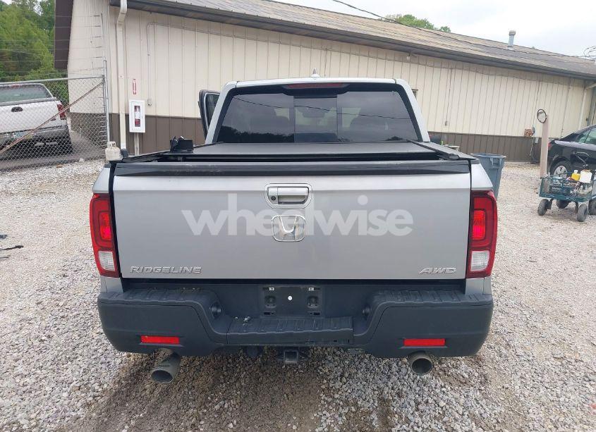 Photo 16 of 2022 Honda Ridgeline RTL (VIN 5FPYK3F5XNB003389)