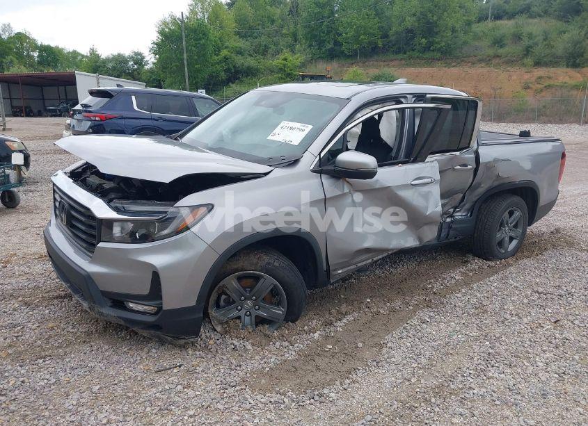 Photo 2 of 2022 Honda Ridgeline RTL (VIN 5FPYK3F5XNB003389)
