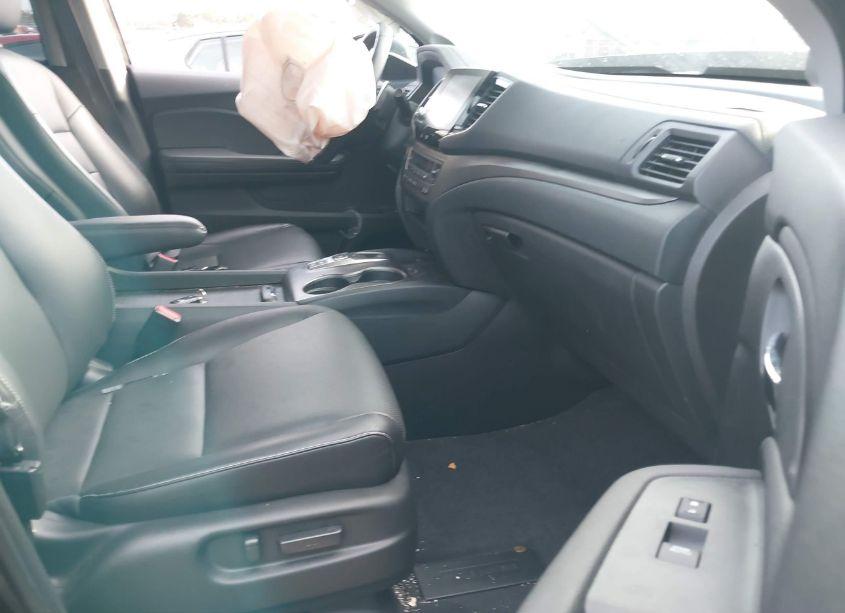 Photo 5 of 2023 Honda Ridgeline RTL (VIN 5FPYK3F5XPB038081)