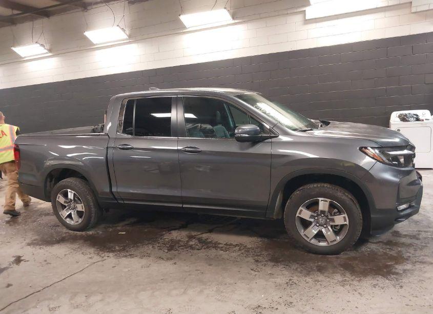 Photo 13 of 2025 Honda Ridgeline RTL (VIN 5FPYK3F5XSB008118)