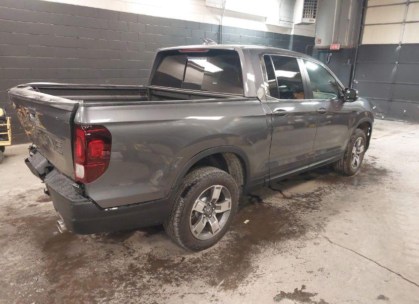 Photo 4 of 2025 Honda Ridgeline RTL (VIN 5FPYK3F5XSB008118)