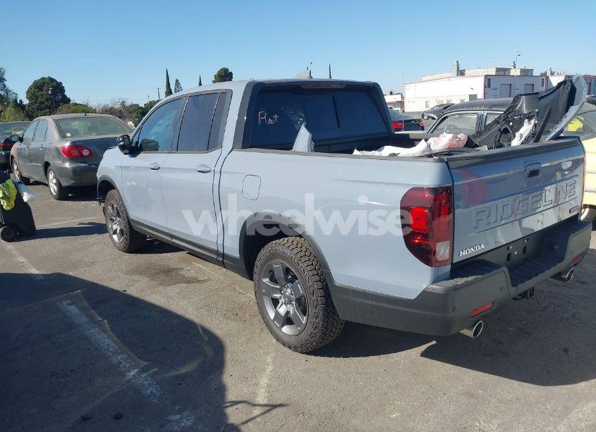 Photo 3 of 2024 Honda Ridgeline TRAILSPORT (VIN 5FPYK3F60RB024394)