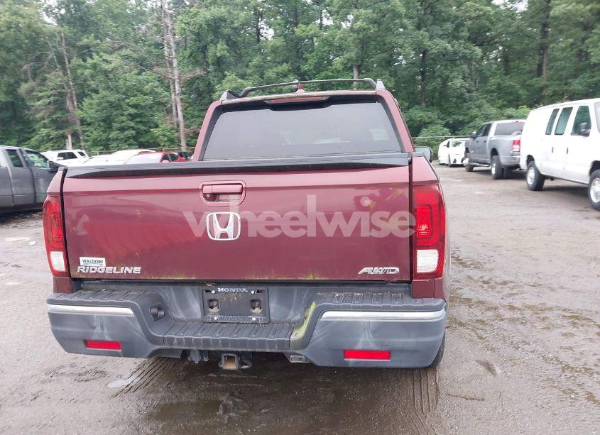 Photo 16 of 2017 Honda Ridgeline RTL-T (VIN 5FPYK3F61HB011538)