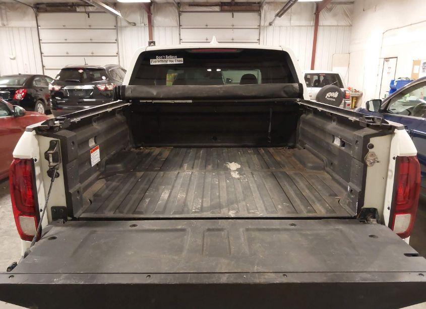 Photo 12 of 2017 Honda Ridgeline RTL-T (VIN 5FPYK3F61HB013449)