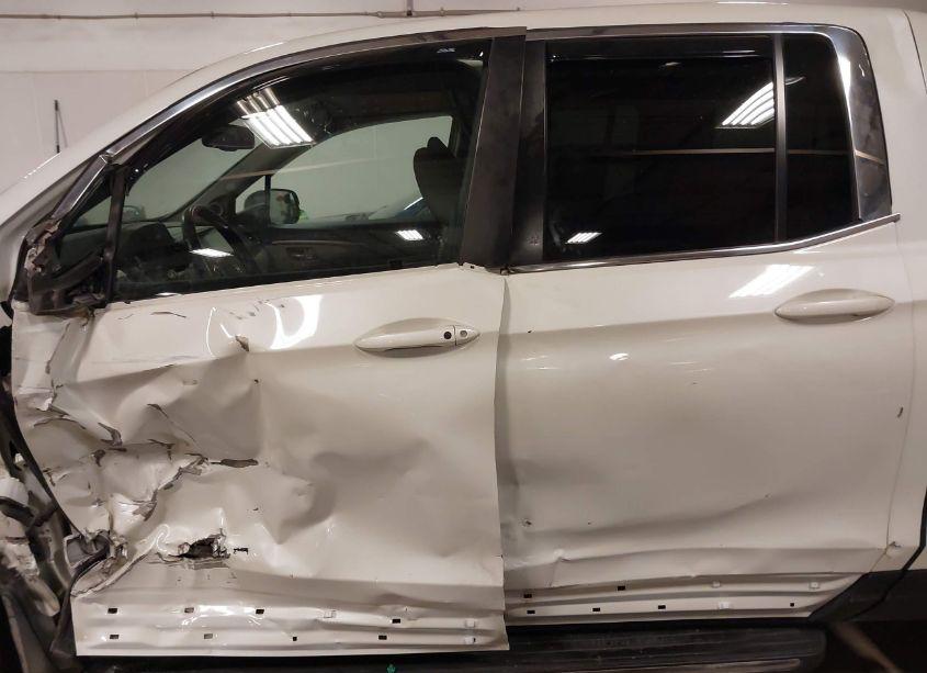 Photo 19 of 2017 Honda Ridgeline RTL-T (VIN 5FPYK3F61HB013449)