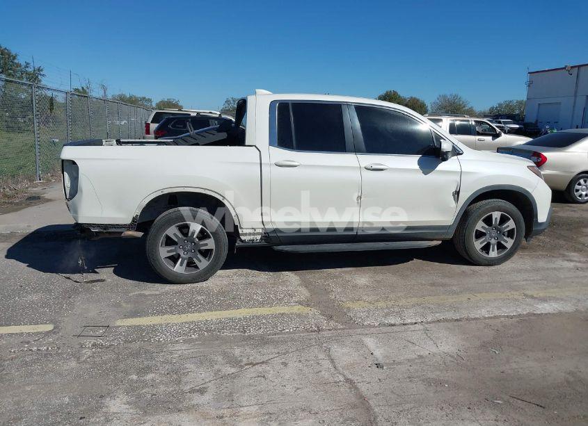 Photo 13 of 2017 Honda Ridgeline RTL-T (VIN 5FPYK3F61HB026766)