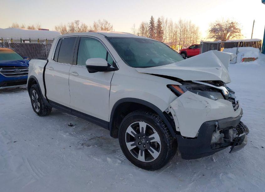 2018 Honda Ridgeline RTL-T (VIN 5FPYK3F61JB015076) main photo