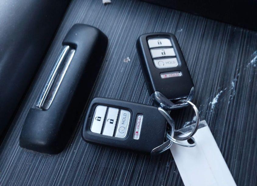 Photo 11 of 2018 Honda Ridgeline RTL-T (VIN 5FPYK3F61JB015076)