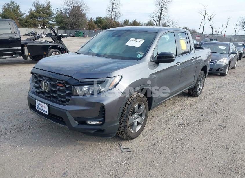 Photo 2 of 2024 Honda Ridgeline TRAILSPORT (VIN 5FPYK3F62RB021674)