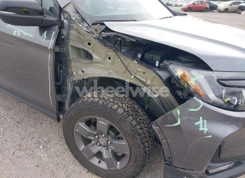 Photo 6 of 2024 Honda Ridgeline TRAILSPORT (VIN 5FPYK3F62RB021674)