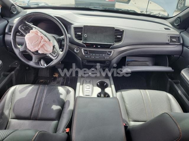 Photo 3 of 2024 HONDA RIDGELINE TRAIL SPORT (VIN 5FPYK3F63RB007735)