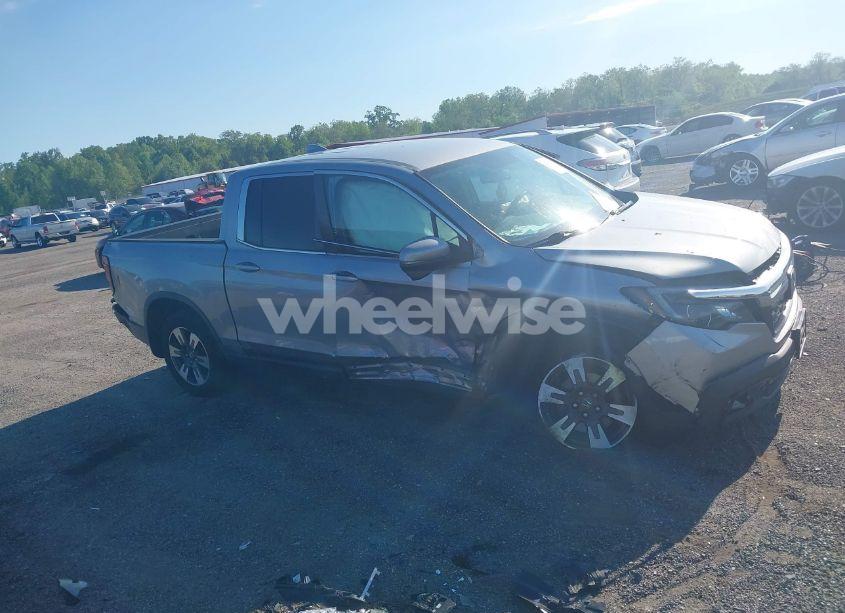 Photo 12 of 2017 Honda Ridgeline RTL-T (VIN 5FPYK3F64HB022095)