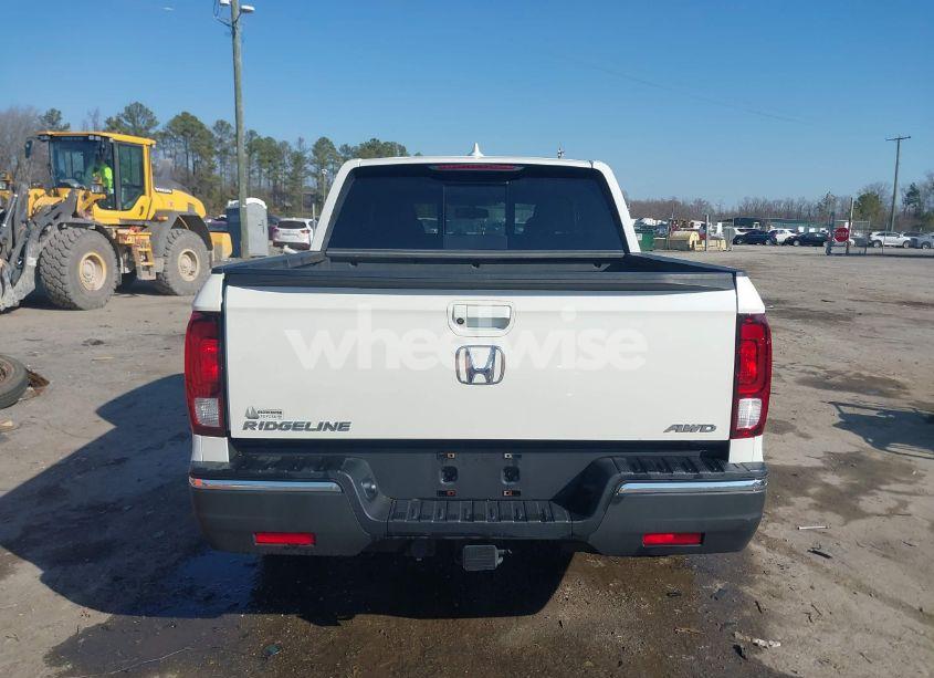 Photo 17 of 2019 Honda Ridgeline RTL-T (VIN 5FPYK3F64KB008821)