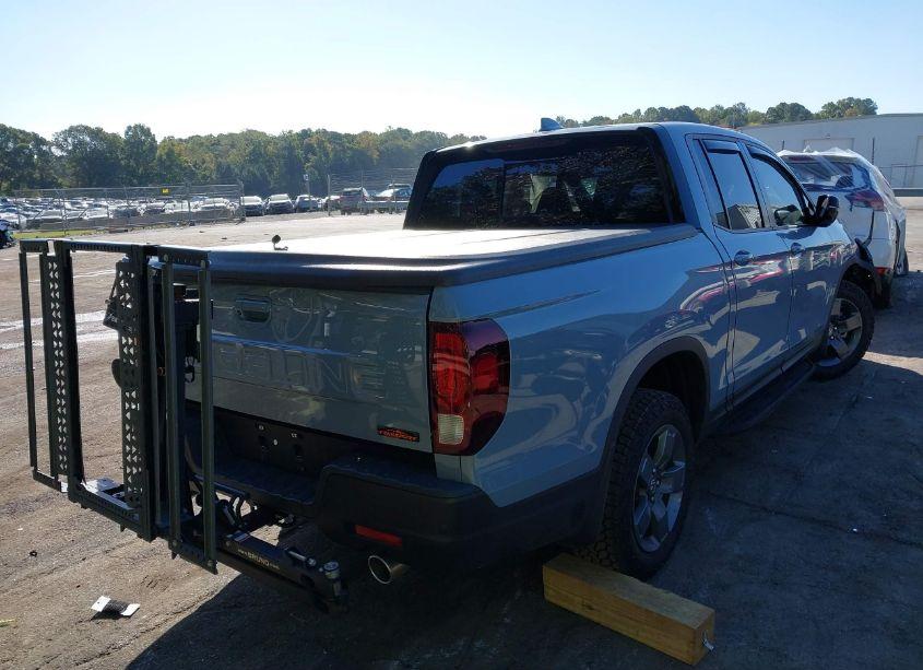 Photo 4 of 2024 Honda Ridgeline TRAILSPORT (VIN 5FPYK3F65RB024374)