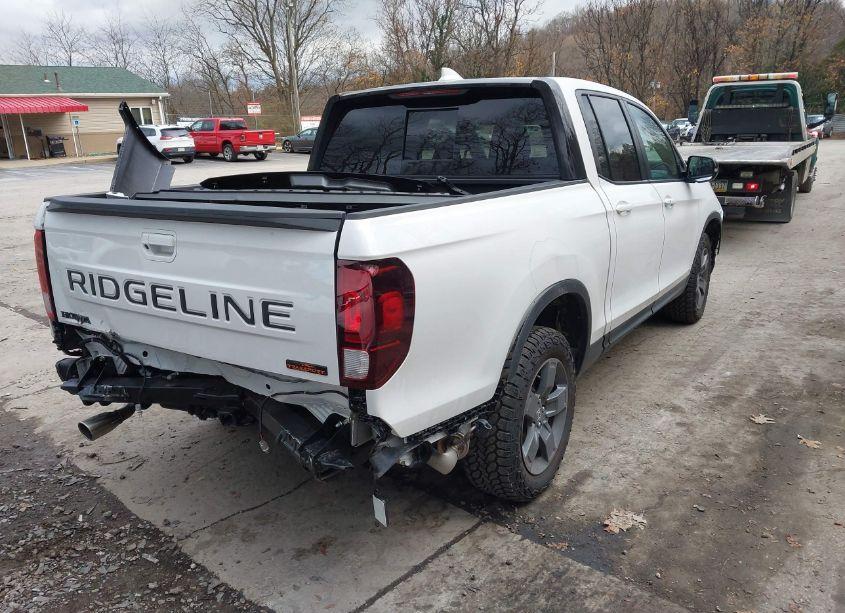Photo 4 of 2024 Honda Ridgeline TRAILSPORT (VIN 5FPYK3F66RB019393)