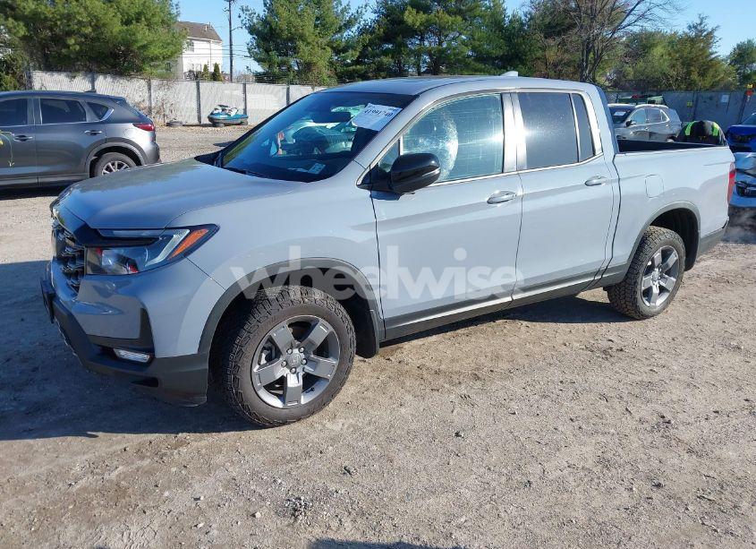 Photo 2 of 2024 Honda Ridgeline TRAILSPORT (VIN 5FPYK3F67RB024392)