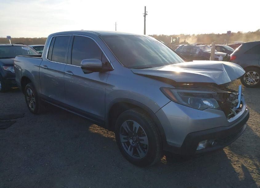 2018 Honda Ridgeline RTL-T (VIN 5FPYK3F68JB014717) main photo