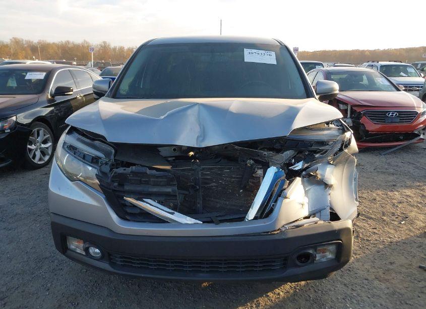 Photo 12 of 2018 Honda Ridgeline RTL-T (VIN 5FPYK3F68JB014717)