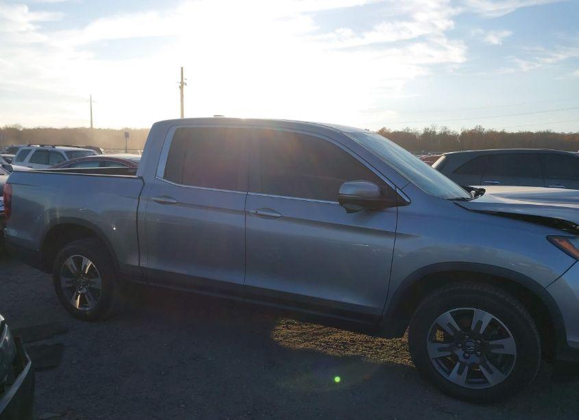 Photo 13 of 2018 Honda Ridgeline RTL-T (VIN 5FPYK3F68JB014717)
