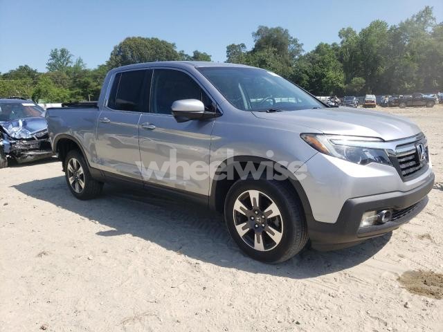 Photo 6 of 2019 HONDA RIDGELINE RTL (VIN 5FPYK3F69KB028918)
