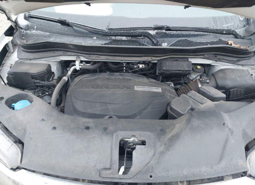 Photo 10 of 2019 Honda Ridgeline RTL-T (VIN 5FPYK3F6XKB013554)