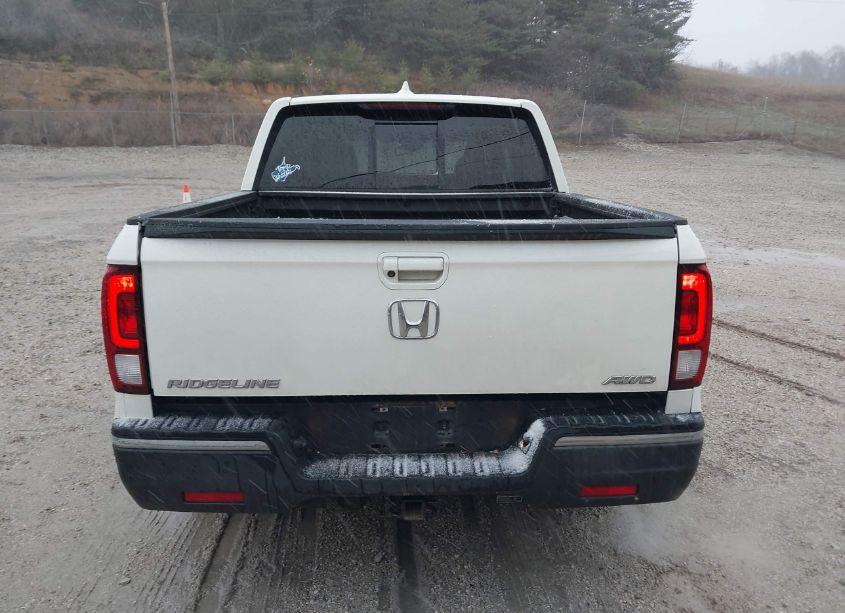 Photo 16 of 2019 Honda Ridgeline RTL-T (VIN 5FPYK3F6XKB013554)