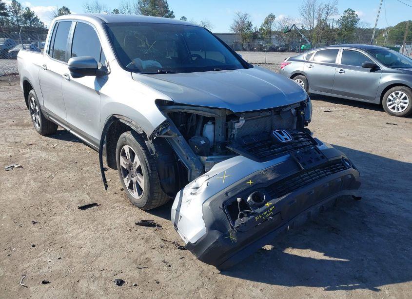 Photo 6 of 2019 Honda Ridgeline RTL-T (VIN 5FPYK3F6XKB020486)
