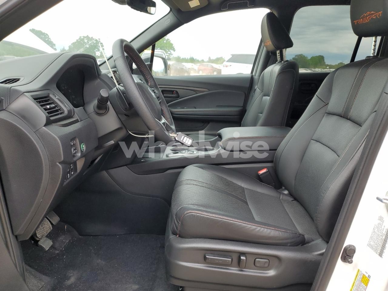 Photo 7 of 2024 HONDA RIDGELINE TRAIL SPORT (VIN 5FPYK3F6XRB008865)