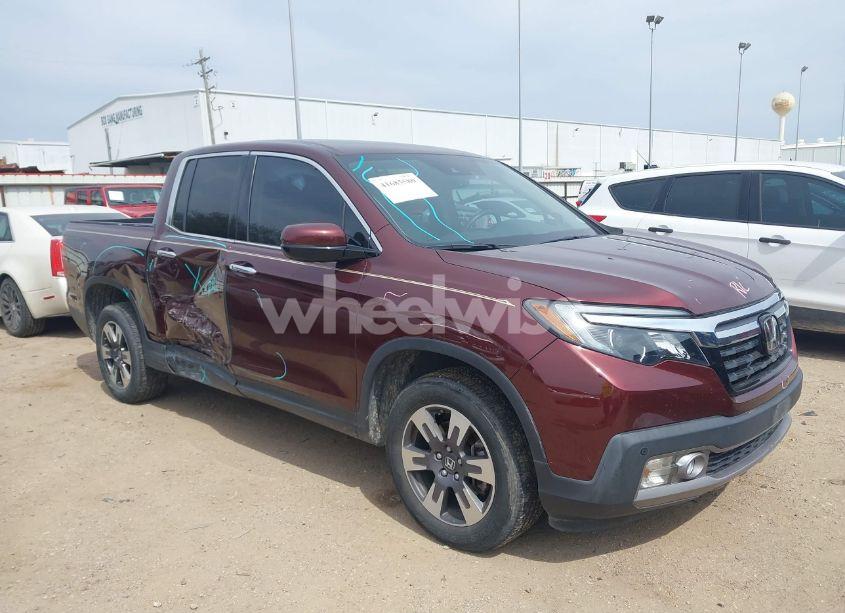 2018 Honda Ridgeline RTL-E (VIN 5FPYK3F70JB014641) main photo