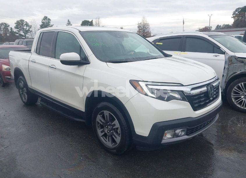 2019 Honda Ridgeline RTL-E (VIN 5FPYK3F70KB024197) main photo