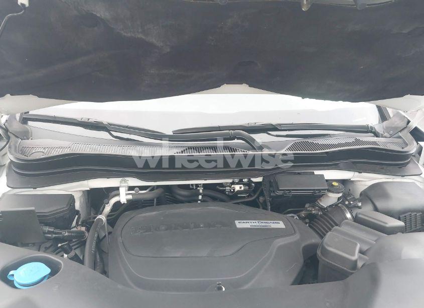 Photo 10 of 2019 Honda Ridgeline RTL-E (VIN 5FPYK3F70KB024197)