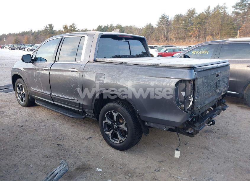 Photo 3 of 2020 Honda Ridgeline RTL-E (VIN 5FPYK3F70LB008292)