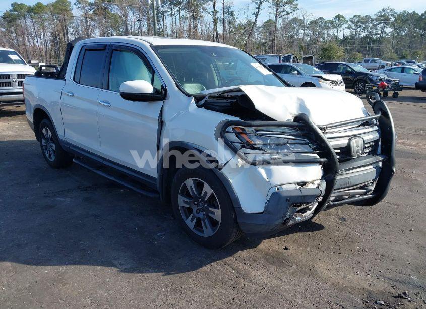 2018 Honda Ridgeline RTL-E (VIN 5FPYK3F71JB001753) main photo
